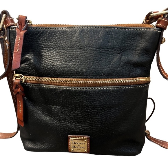 Dooney & Bourke Pebble Leather Letter Carrier, BLACK - Picture 10 of 11